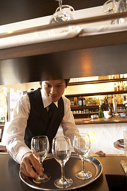 ホテルメトロポリタン丸の内の配ぜん(サービススタッフ) レストラン 料飲部門の求人情報イメージ2