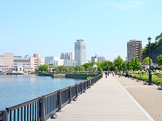 横須賀市ヴェルニー公園の契約社員 施設管理の求人情報イメージ3