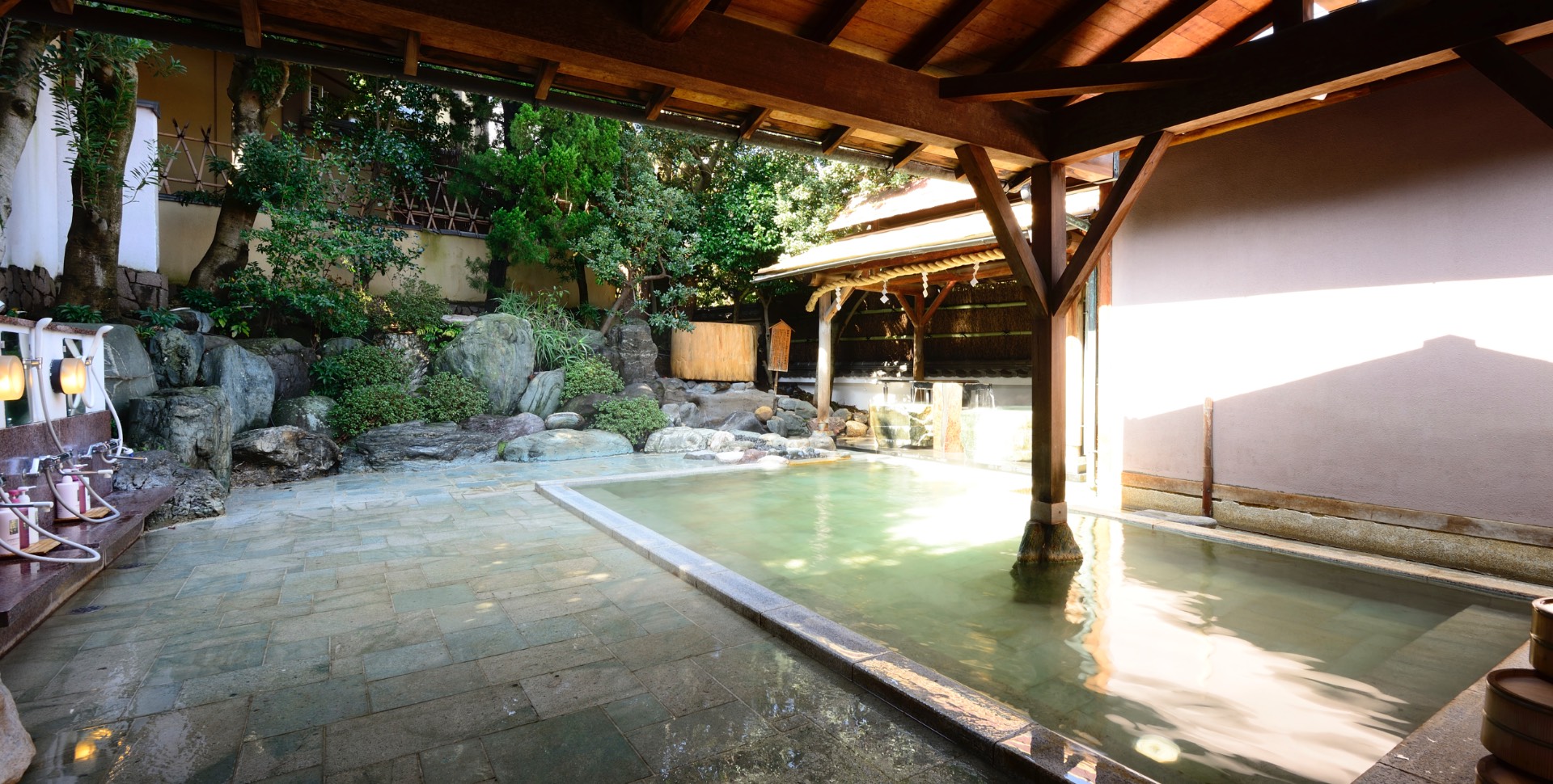 あたみ石亭の正社員 仲居の求人情報イメージ2