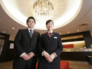 ホテルサンライフガーデン平塚の配ぜん(サービススタッフ) 宴会部門 婚礼部門の求人情報イメージ2