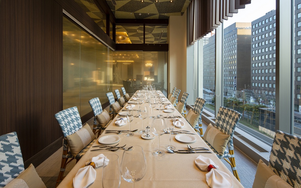 ホテルモントレ福岡の正社員 レストラン 料飲部門の求人情報イメージ2