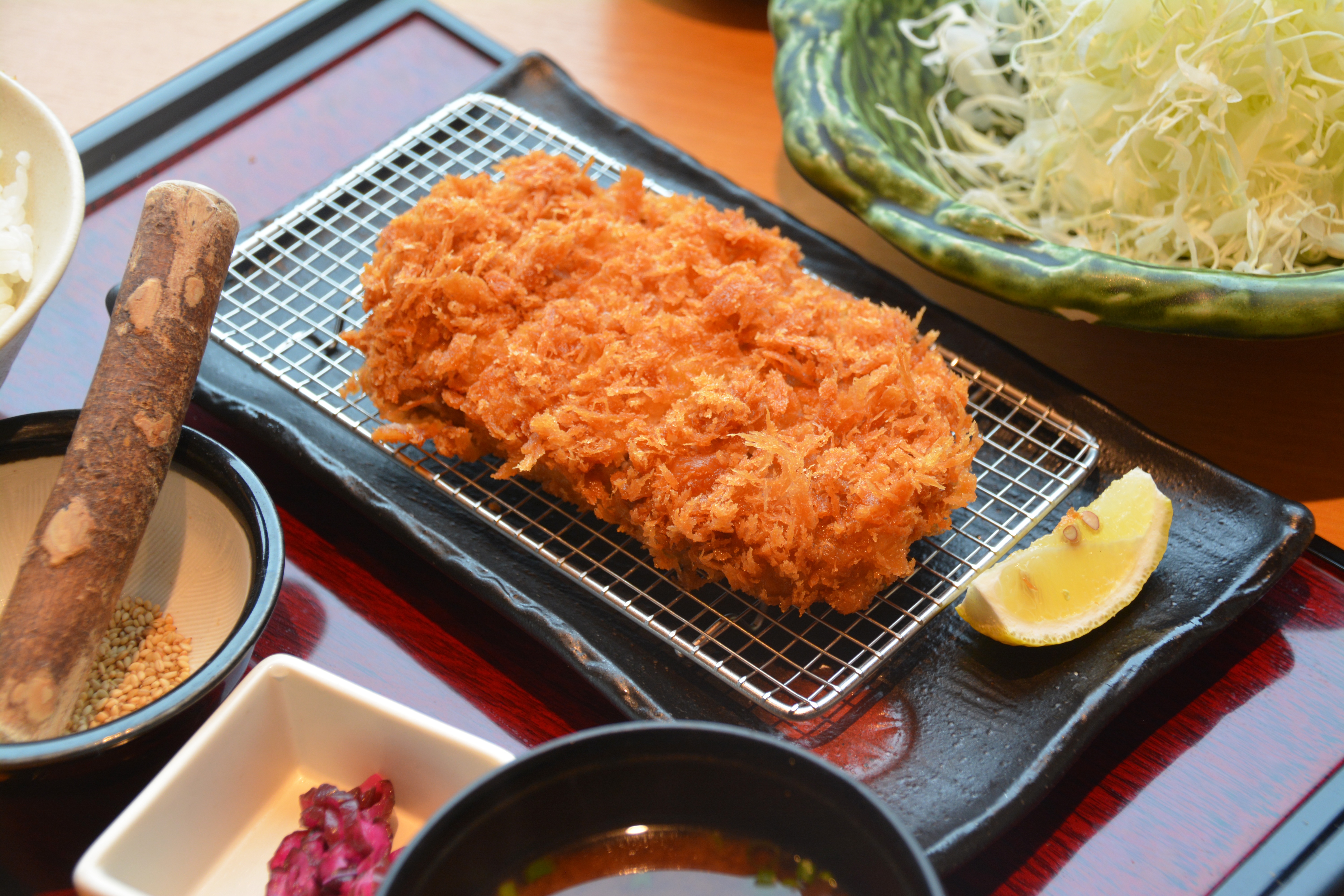 株式会社グリーンハウスフーズ とんかつ新宿さぼてん 覇王樹さぼてん本店東京オペラシティ店 の正社員 レストランの求人情報イメージ1